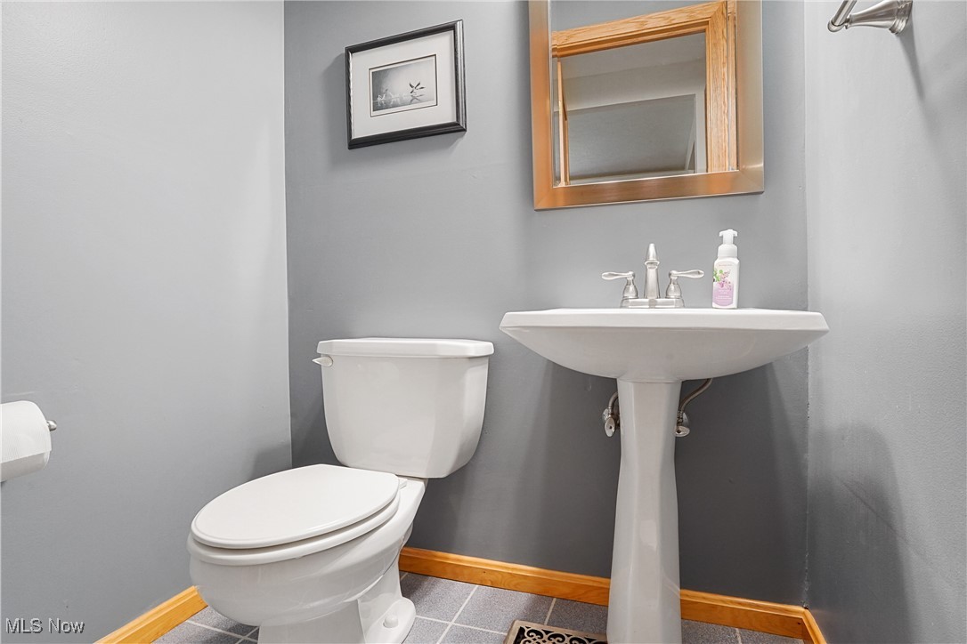 4190 Springdale Road Stow, OH 44224 - Photo 13 of 38 Bathroom with tile patterned floors, baseboards, and toilet