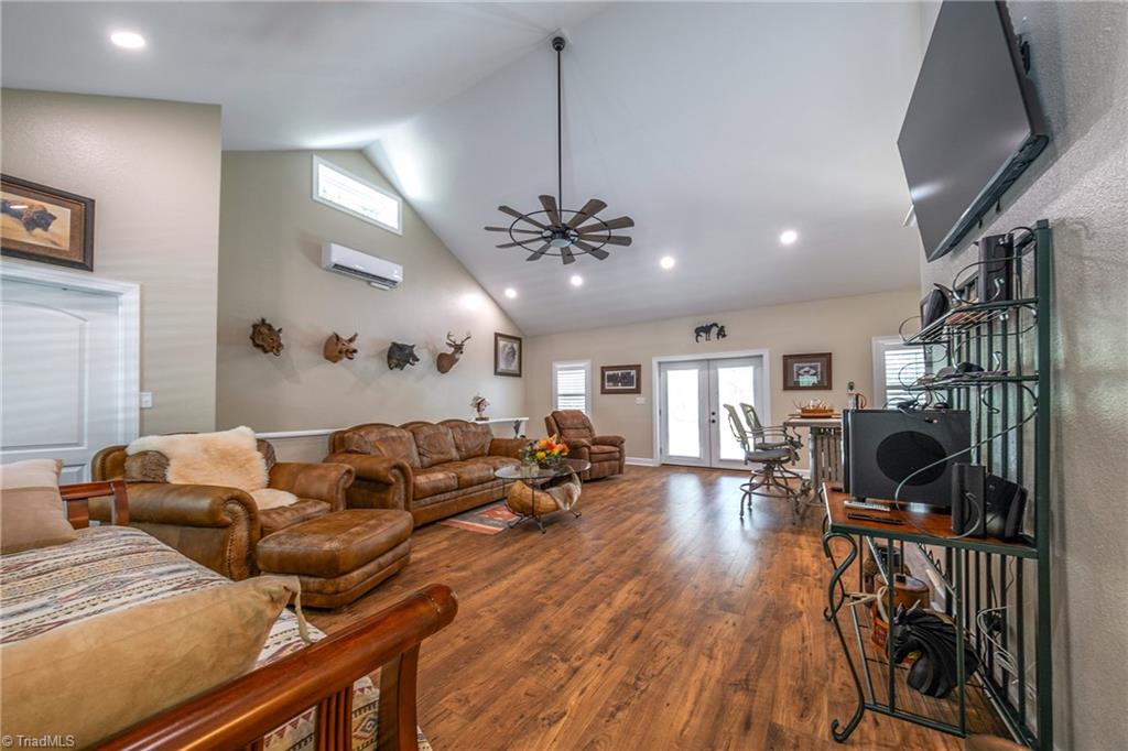 1325 Doyle Cromer Road King, NC 27021 - Photo 15 of 38