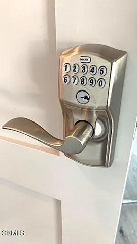 $8,000 | 4909 1/2 South Central Avenue, Los Angeles, CA 90011