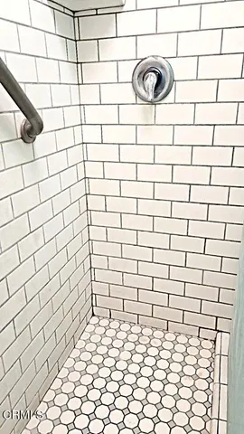 $8,000 | 4909 1/2 South Central Avenue, Los Angeles, CA 90011