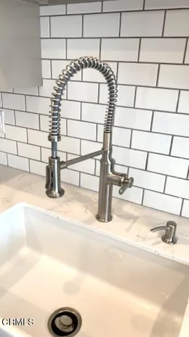 $8,000 | 4909 1/2 South Central Avenue, Los Angeles, CA 90011