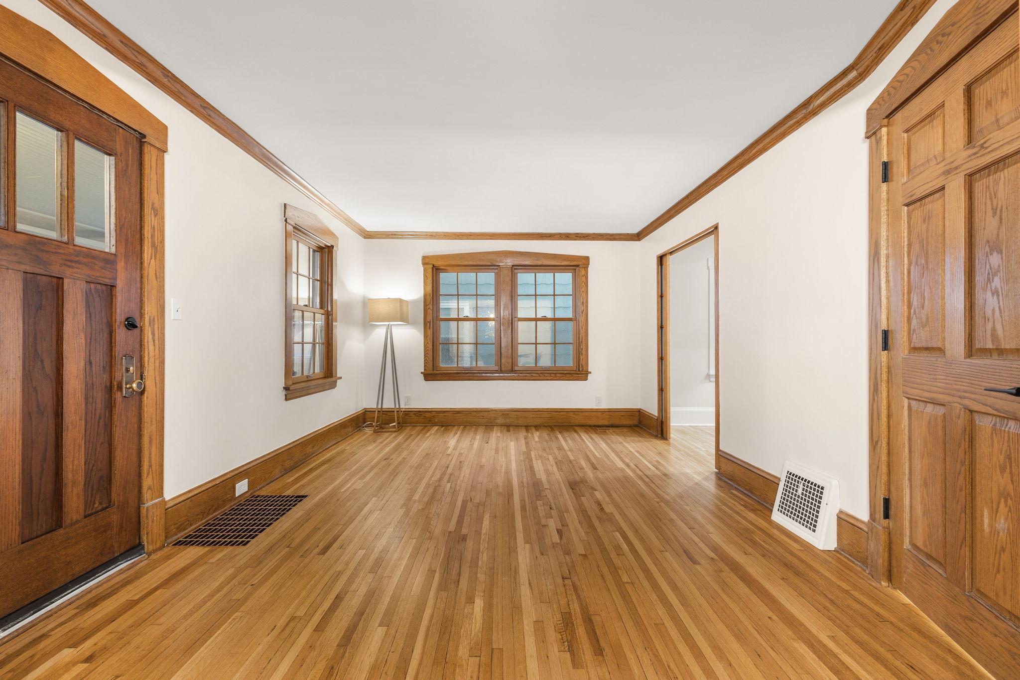 6045 Clinton Avenue Minneapolis, MN 55419 - Photo 10 of 73