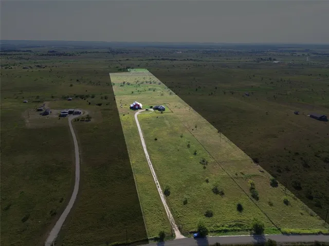 a view of a tennis court