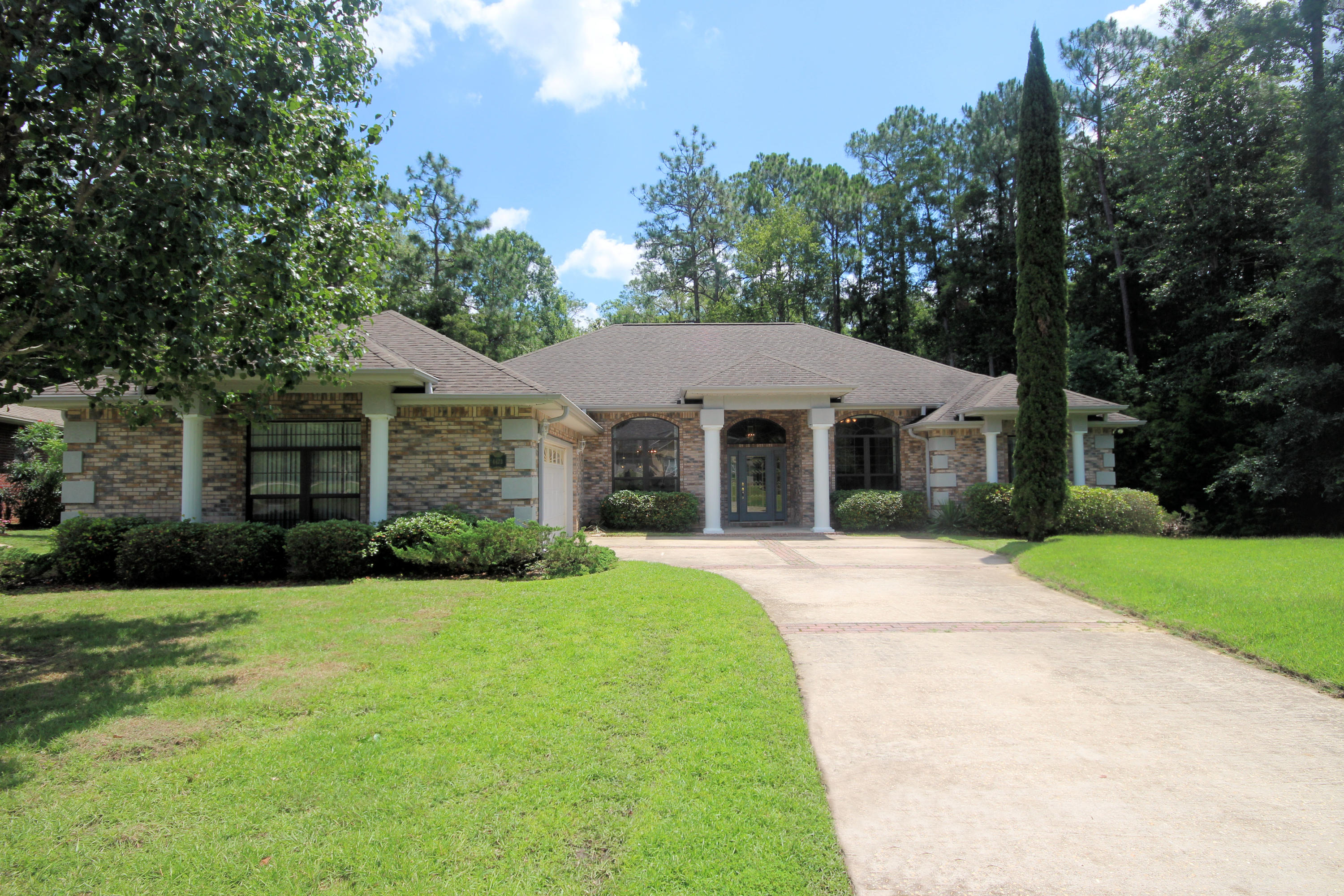 4423 Parsoni Loop Crestview, FL 32536 - Photo 1 of 57 4423ParsoniFront6