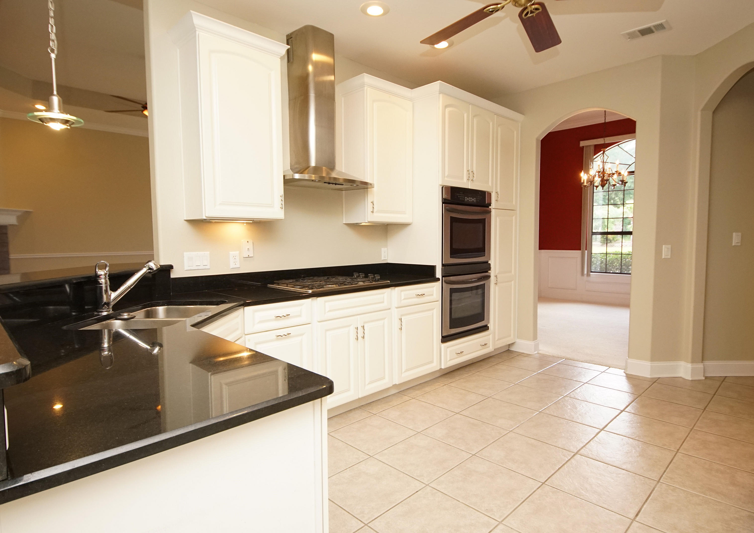 4423 Parsoni Loop Crestview, FL 32536 - Photo 21 of 57 4423ParsoniKitchen17