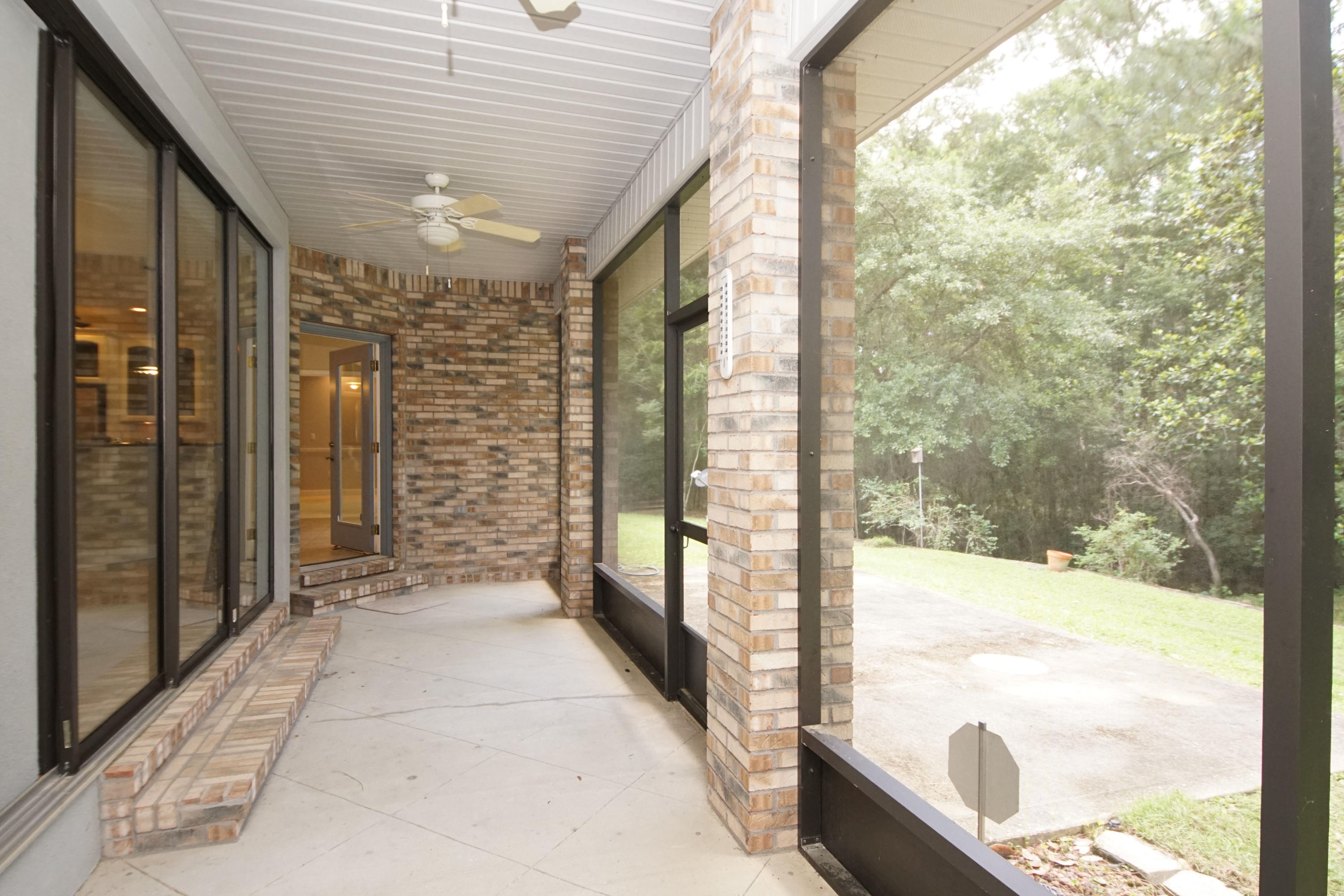 4423 Parsoni Loop Crestview, FL 32536 - Photo 52 of 57 4423ParsoniYScreened2