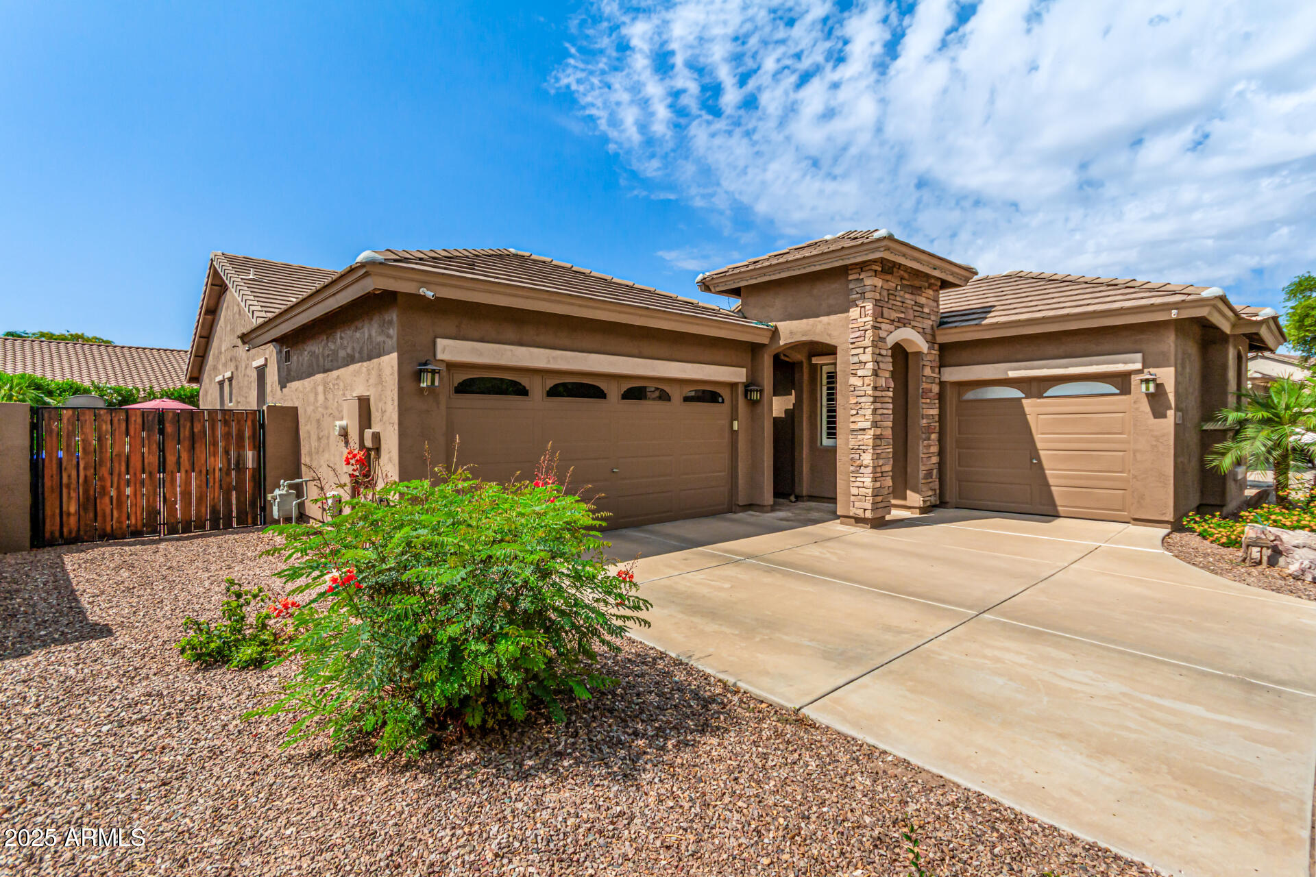 241 W. Roadrunner Dr. Chandler, AZ 85286 - Photo 2 of 44 Front view
