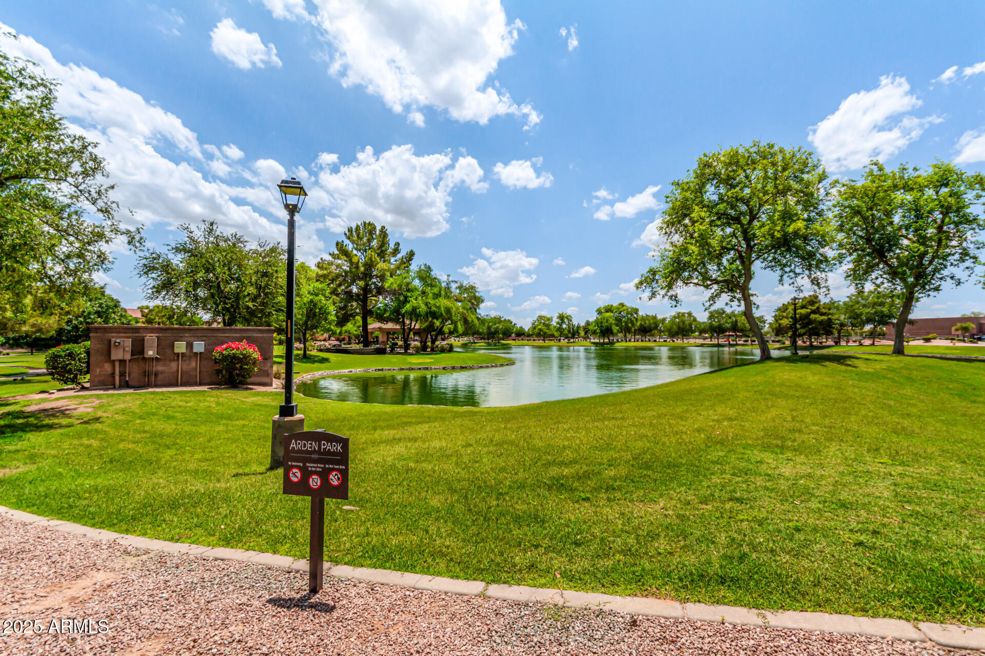 241 W. Roadrunner Dr. Chandler, AZ 85286 - Photo 40 of 44 Lake/park