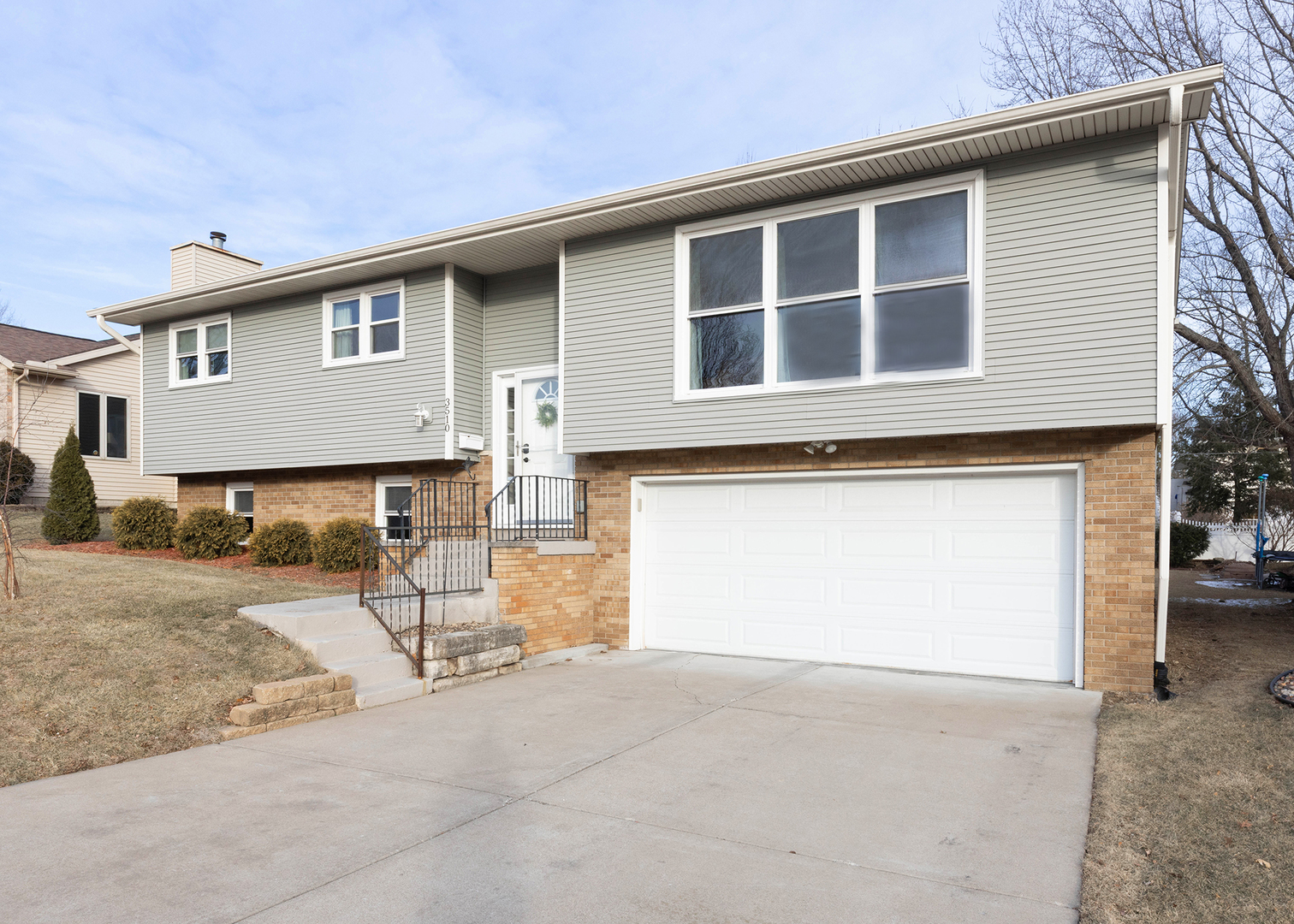 3510 35th Street Moline, IL 61265 - Photo 2 of 38