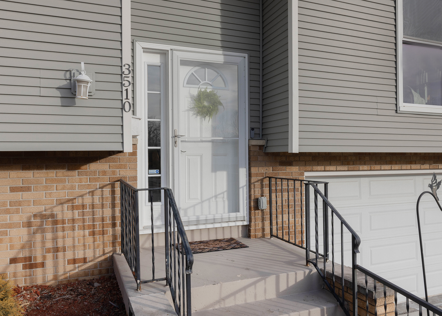 3510 35th Street Moline, IL 61265 - Photo 3 of 38