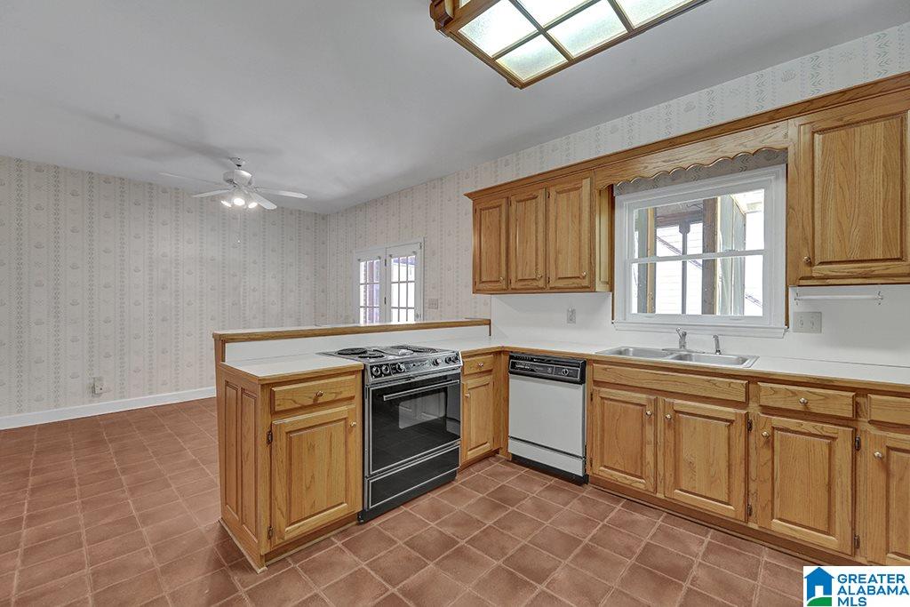 2541 Crossgate Place Birmingham, AL 35216 - Photo 6 of 35