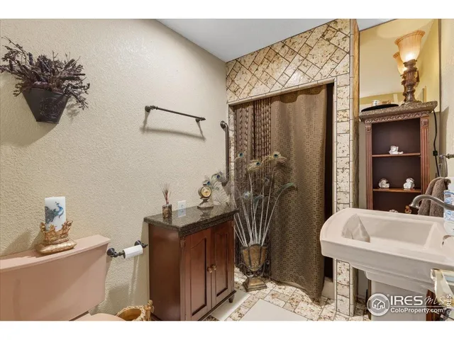 $900,000 | 7133 North Co Road 19, Fort Collins, CO 80524