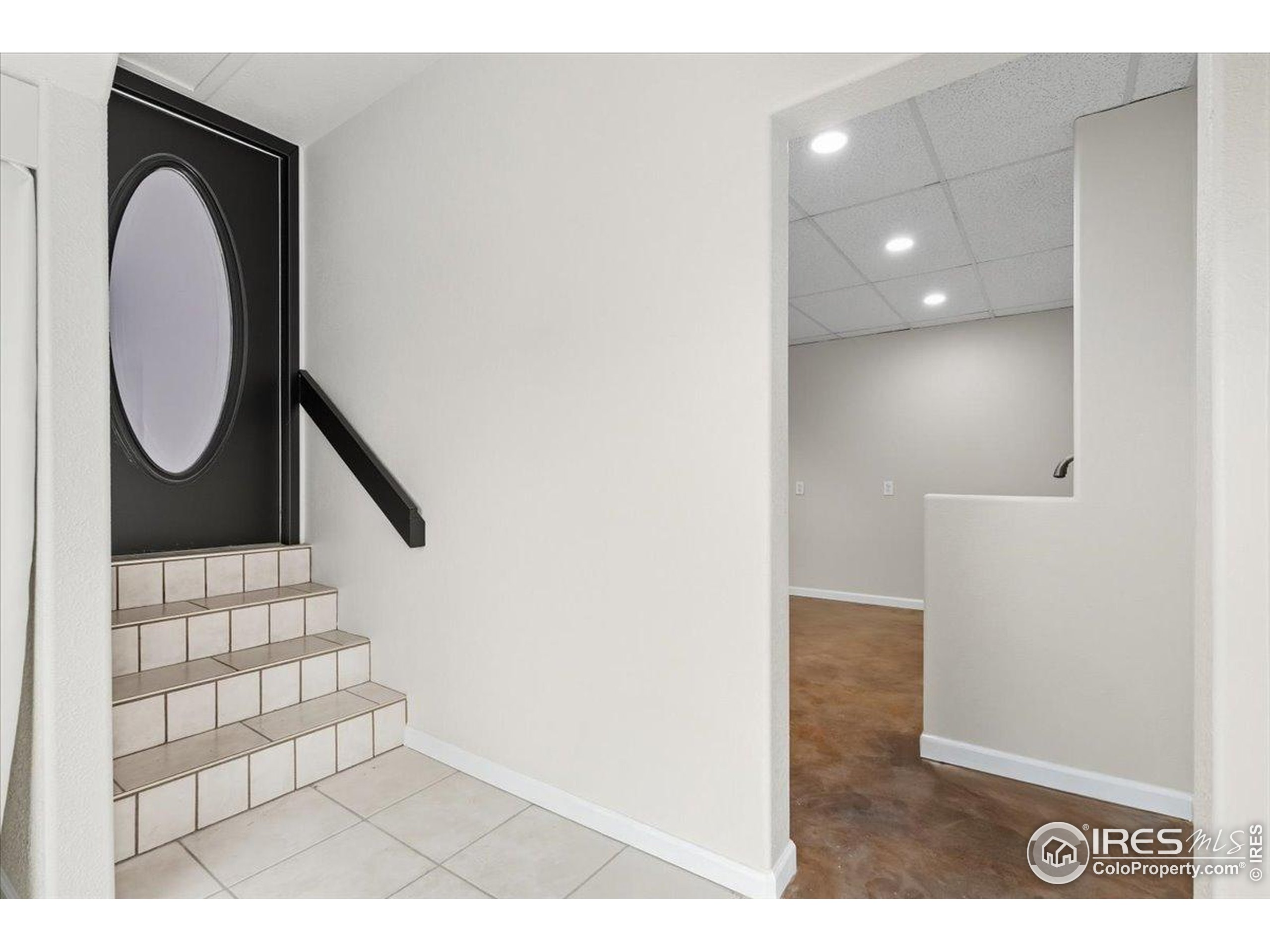 7133 North Co Road 19 Fort Collins, CO 80524 - Photo 36 of 50 a view of entryway
