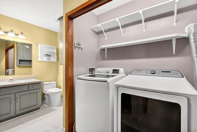 $599,000 | 7009 Barber Circle, Trenton, WI 53090