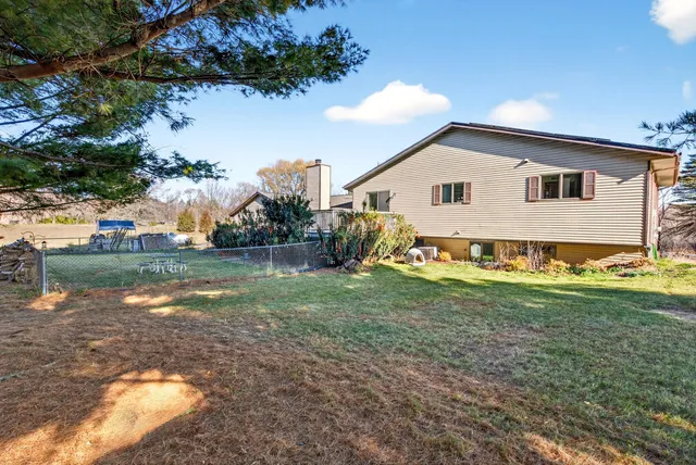 $599,000 | 7009 Barber Circle, Trenton, WI 53090