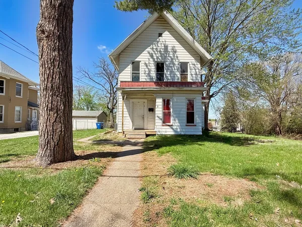 $129,900 | 1155 12th Avenue, Moline, IL 61265
