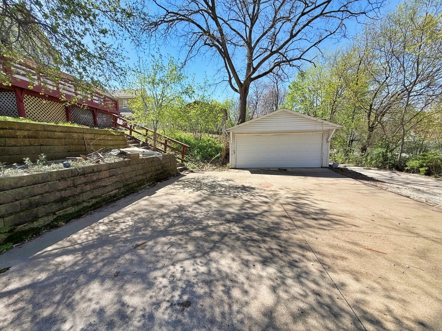 1155 12th Avenue Moline, IL 61265 - Photo 17 of 18 a view of a large tree with a yard