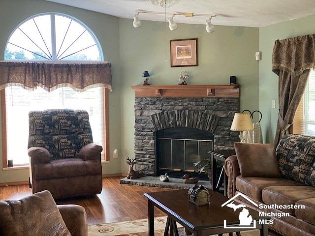 11317 Finzel Road Carleton, MI 48117 - Photo 13 of 40 Gallery Image 13