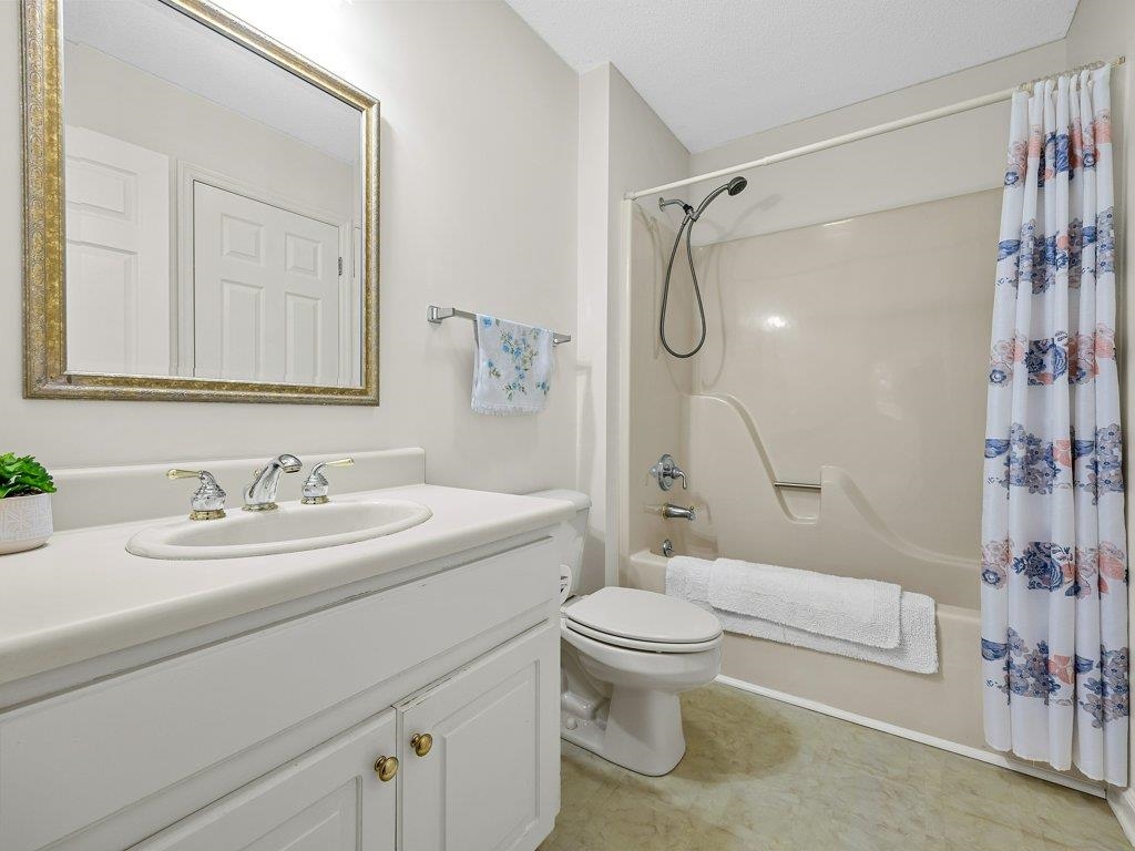 208 West Durham Street Landrum, SC 29356 - Photo 23 of 44