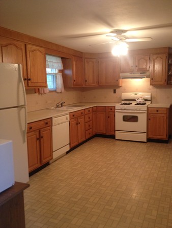 34 Walter Road Danvers, MA 01923 - Photo 8 of 16