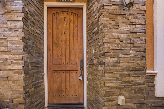 $3,965 | 12712 Menlo Avenue, Unit B, Hawthorne, CA 90250