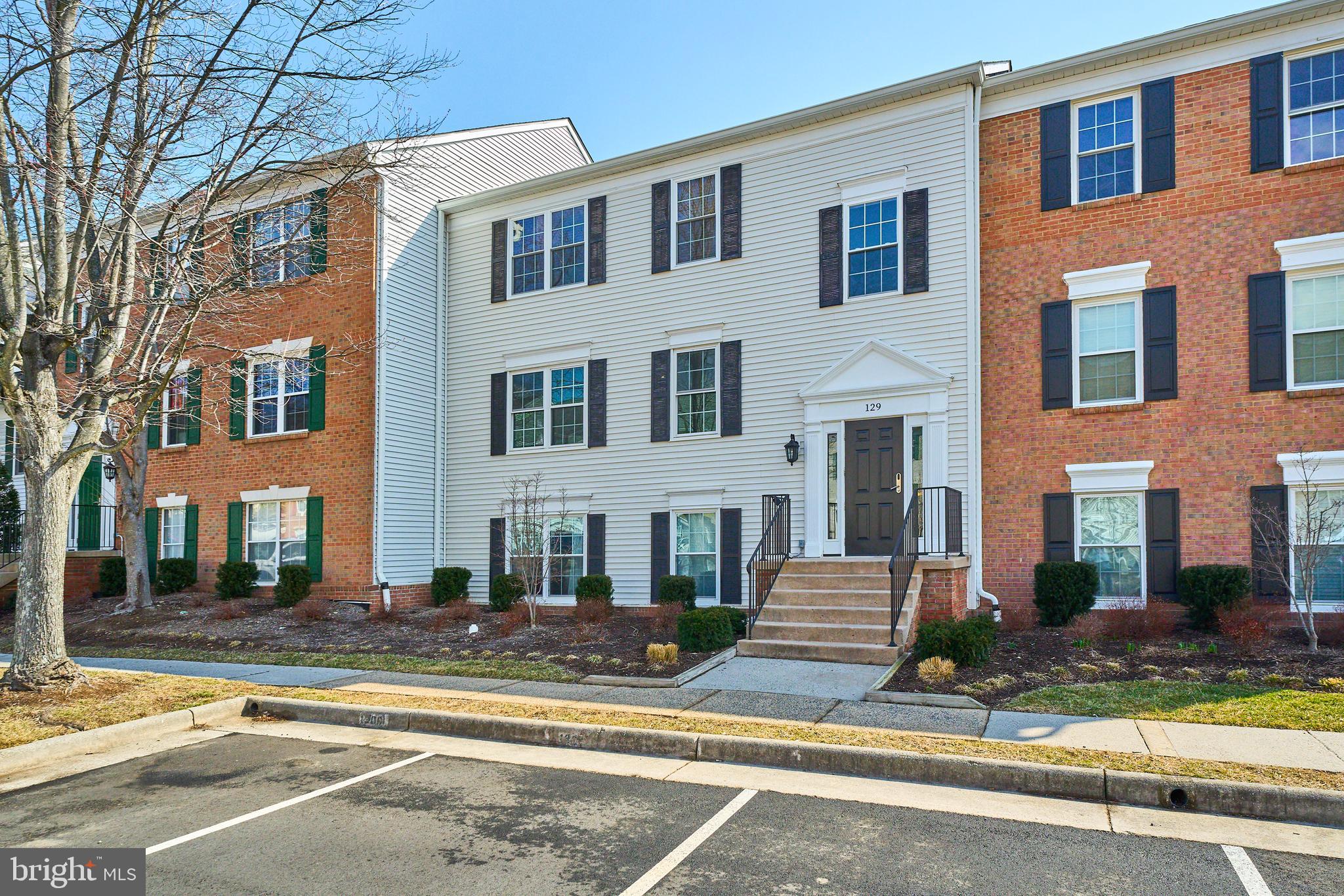 129 Fort Evans Road Southeast, Unit C Leesburg, VA 20175 - Photo 2 of 35