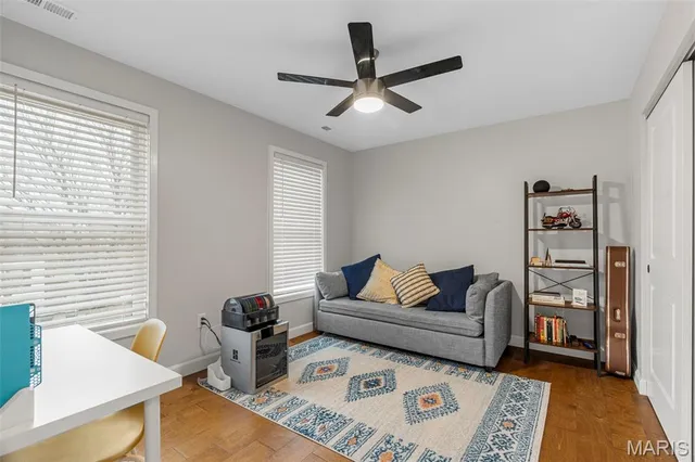 $599,000 | 2022 Geyer Avenue, St. Louis, MO 63104