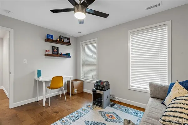 $585,000 | 2022 Geyer Avenue, St. Louis, MO 63104
