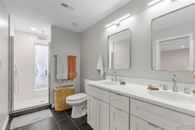 $599,000 | 2022 Geyer Avenue, St. Louis, MO 63104