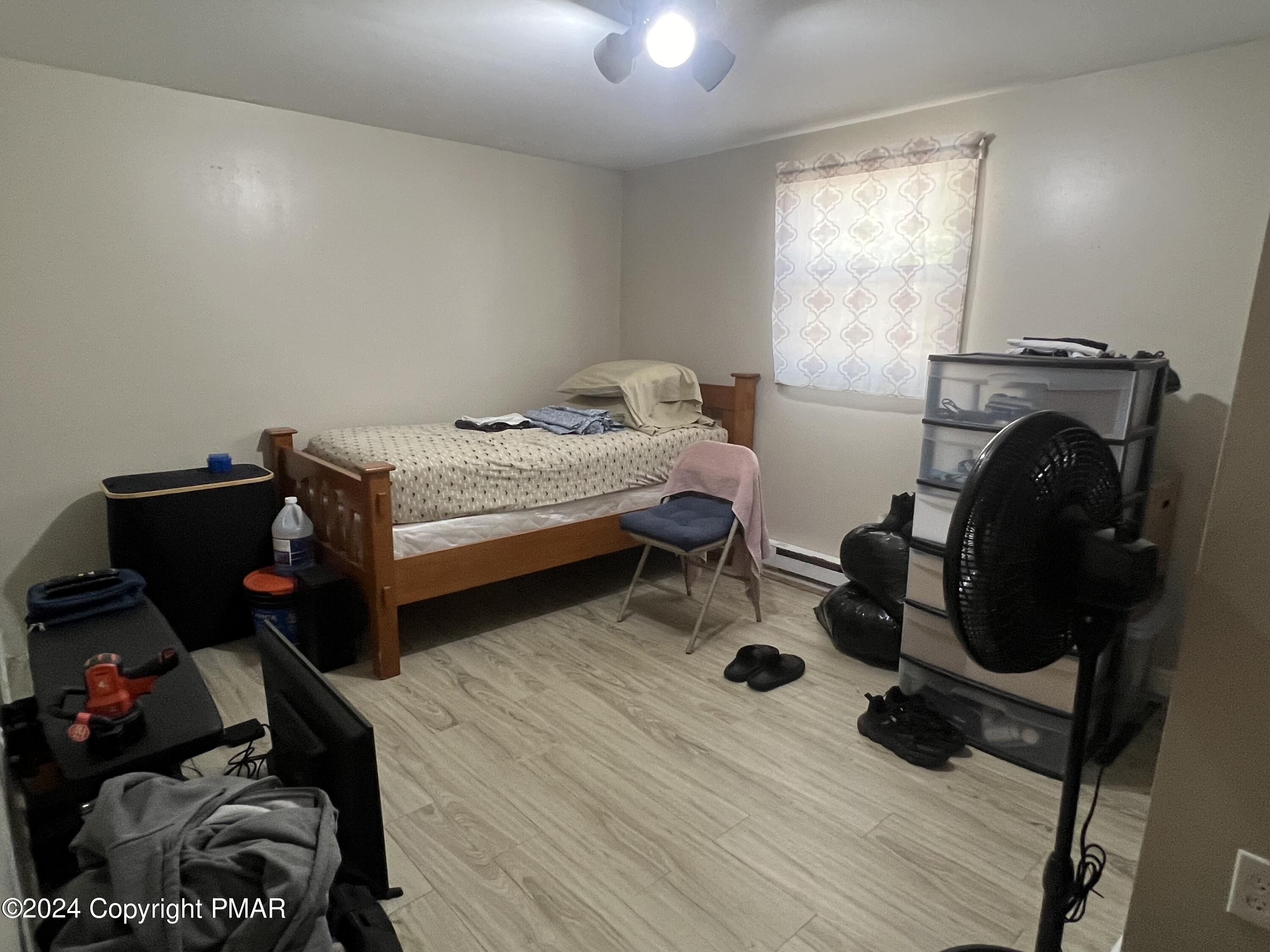 218 Mallard Lane Bushkill, PA 18324 - Photo 5 of 11 IMG_9508