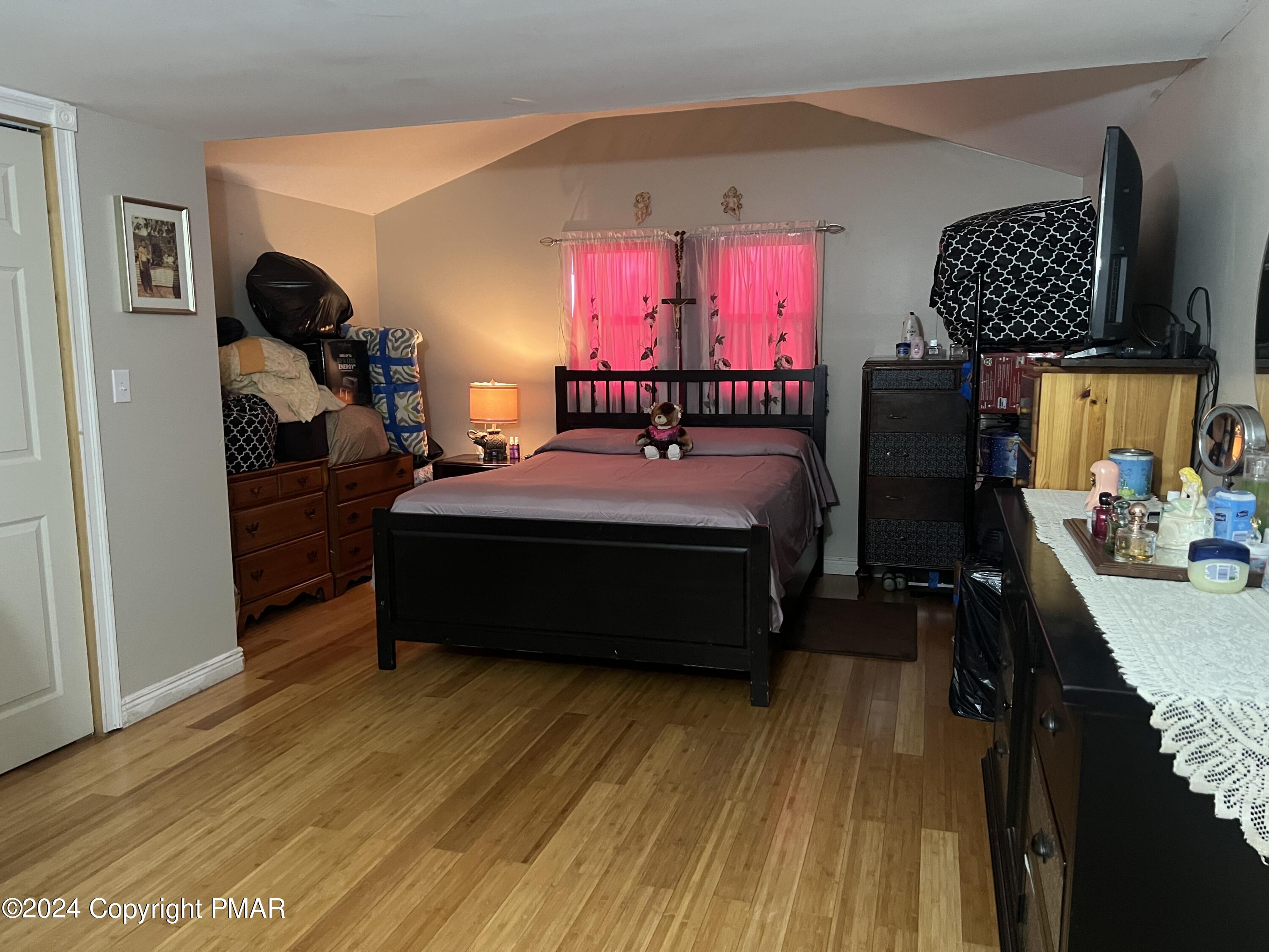 218 Mallard Lane Bushkill, PA 18324 - Photo 6 of 11 IMG_9502