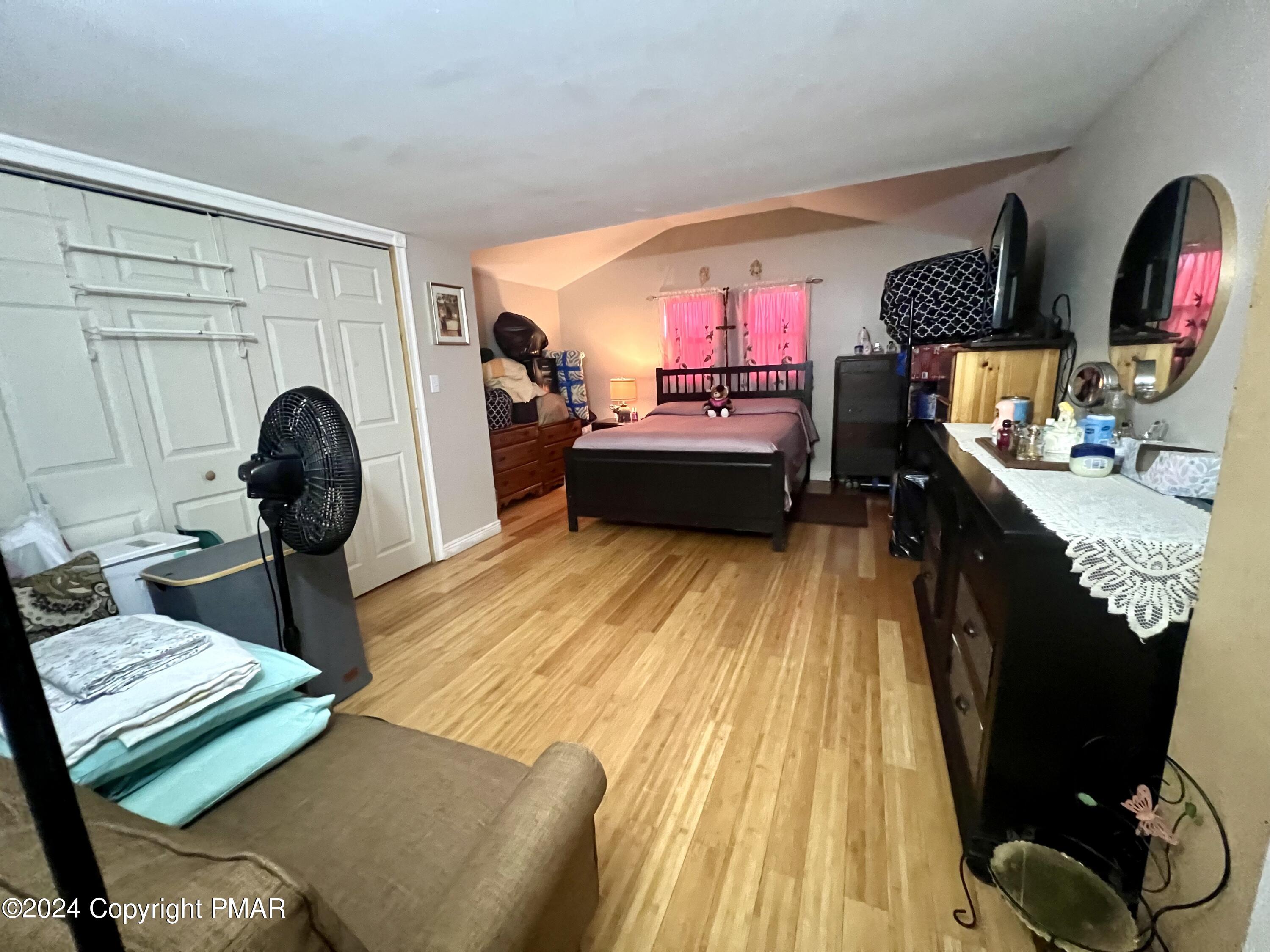 218 Mallard Lane Bushkill, PA 18324 - Photo 7 of 11 IMG_9510