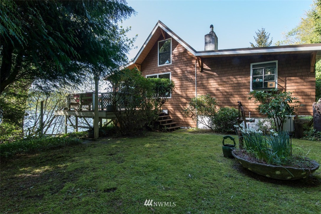 27605 Hake Road Southwest Vashon, WA 98070 - Photo 15 of 23 Gallery Image 15