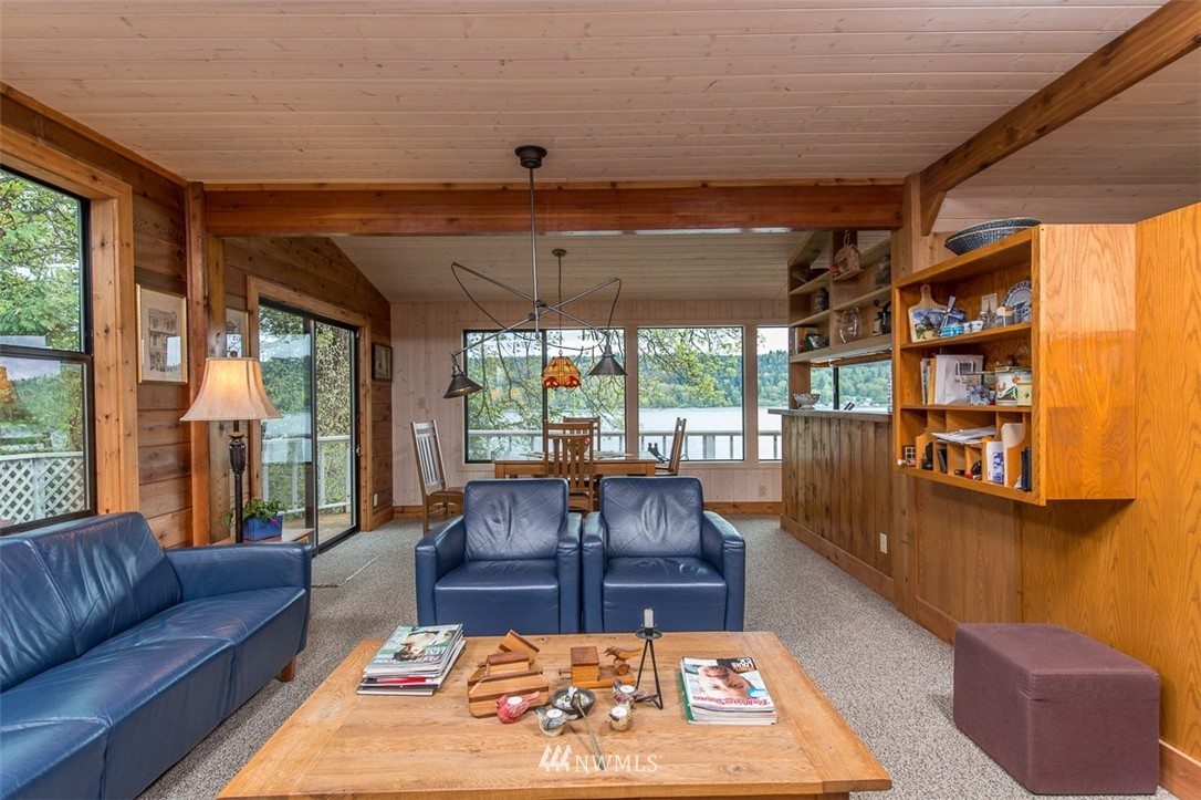27605 Hake Road Southwest Vashon, WA 98070 - Photo 4 of 23 Gallery Image 4