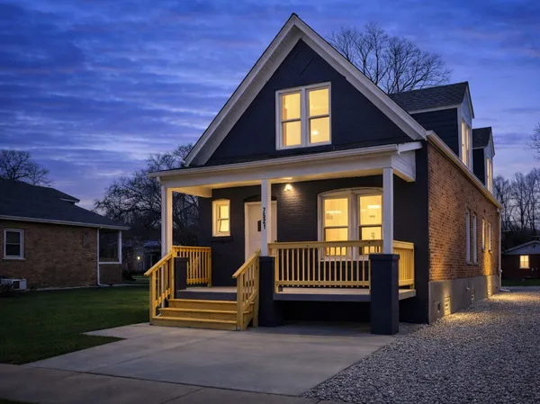 $274,900 | 7521 South Parnell Avenue, Chicago, IL 60620