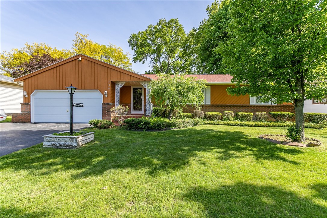 129 Fox Hall Drive Irondequoit, NY 14609 - Photo 17 of 24