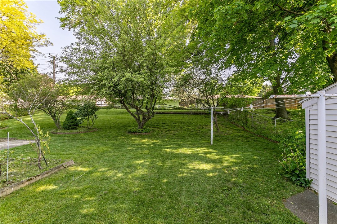 129 Fox Hall Drive Irondequoit, NY 14609 - Photo 22 of 24