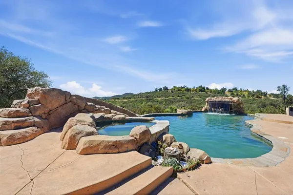 $849,000 | 26940 Paradise Meadow Lane, Valley Center, CA 92082