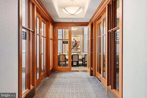 $575,000 | 440 South Broad Street, Unit 803, Philadelphia, PA 19146