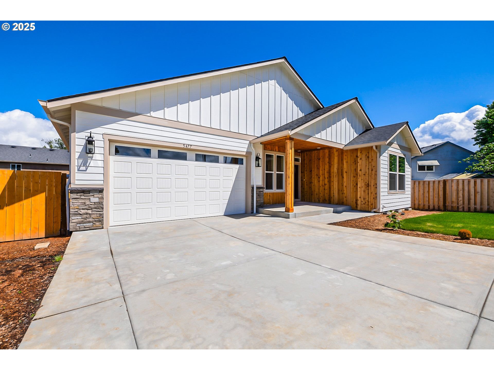 5477 Southeast Golden Road Hillsboro, OR 97123 - Photo 2 of 35 Gallery Image 2