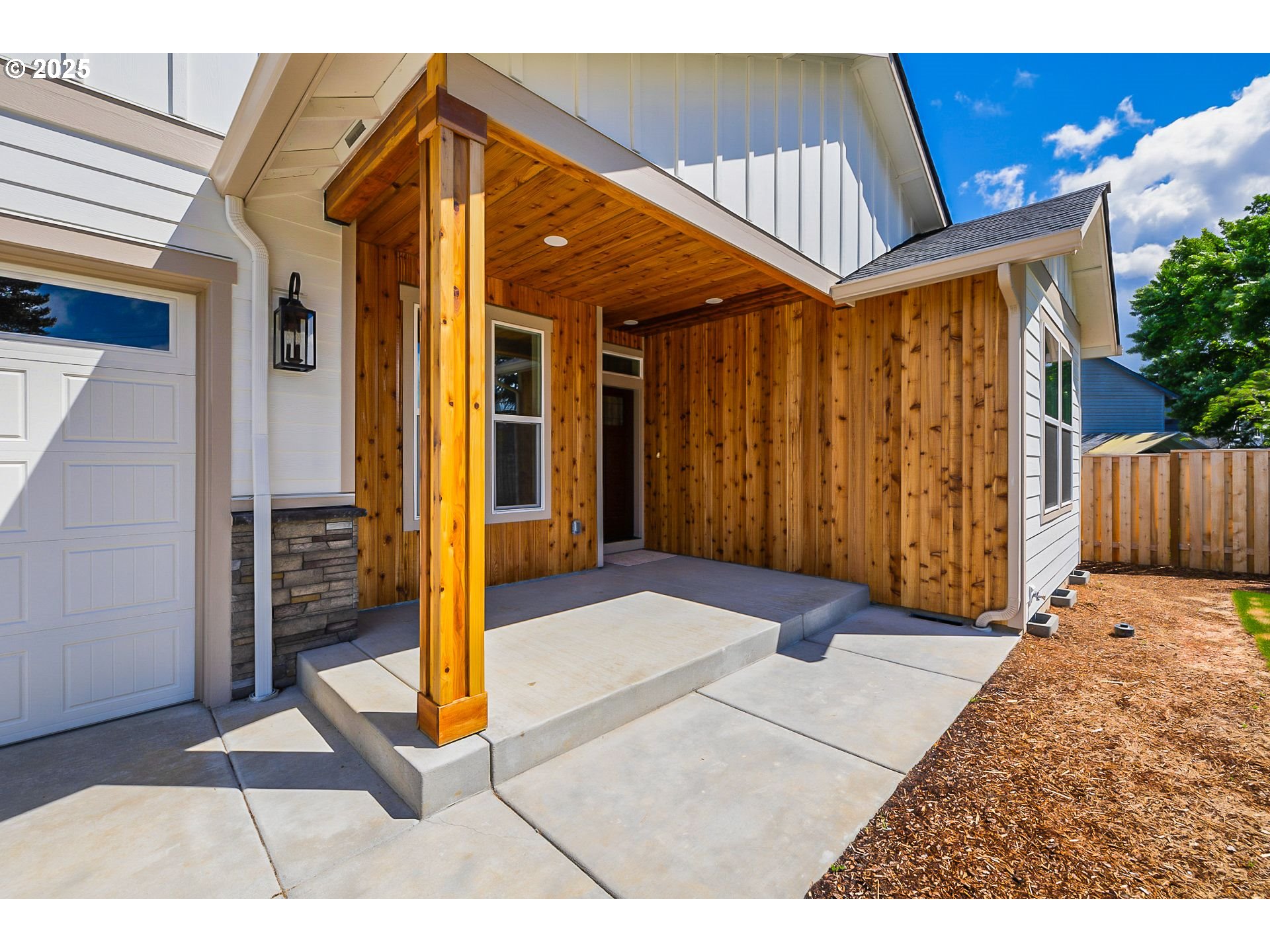 5477 Southeast Golden Road Hillsboro, OR 97123 - Photo 3 of 35 Gallery Image 3