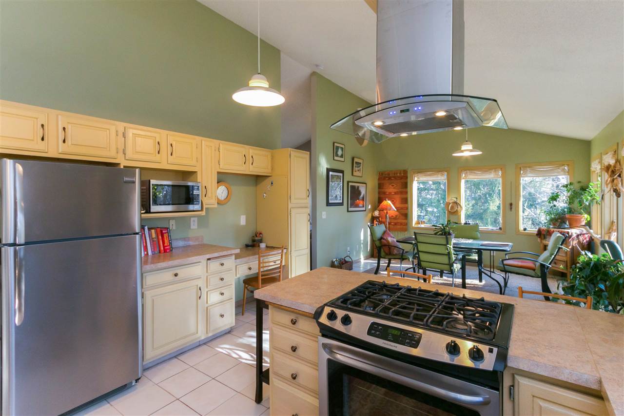 2769 Anchorage Road Northeast Solon, IA 52333 - Photo 4 of 25 Gallery Image 4