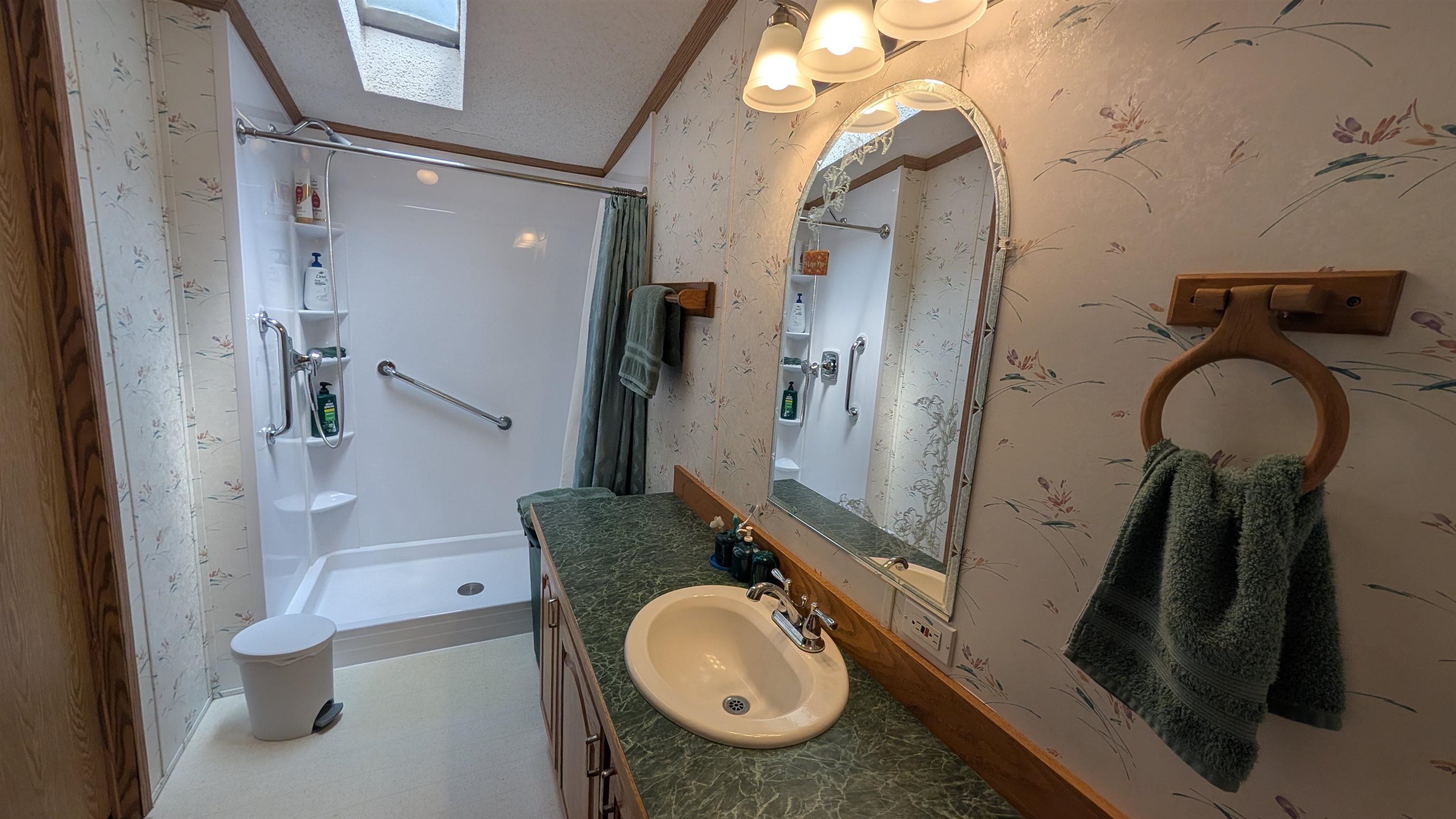 732 Concord Stage Road, Unit 9 Weare, NH 03281 - Photo 18 of 26 Gallery Image 18