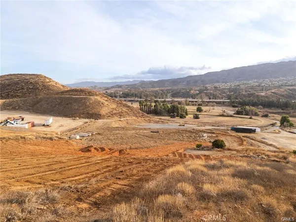 $2,750,000 | 0 Love Lane, Corona, CA 92883