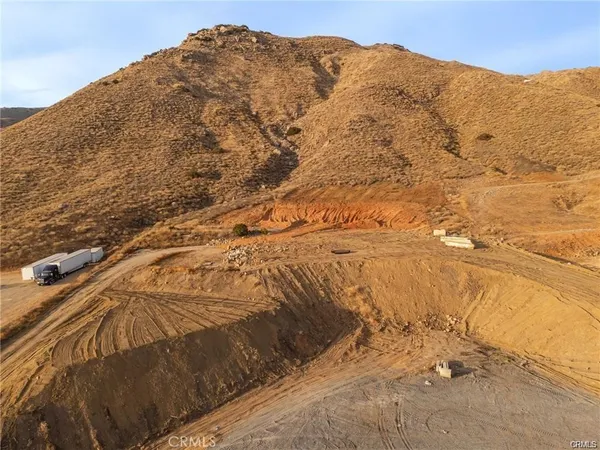 $2,750,000 | 0 Love Lane, Corona, CA 92883