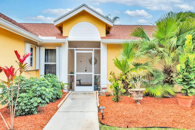 $515,000 | 9066 Paragon Way, Boynton Beach, FL 33472