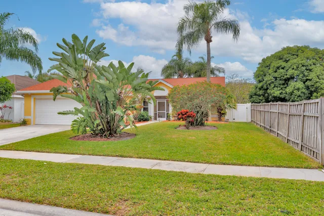$515,000 | 9066 Paragon Way, Boynton Beach, FL 33472