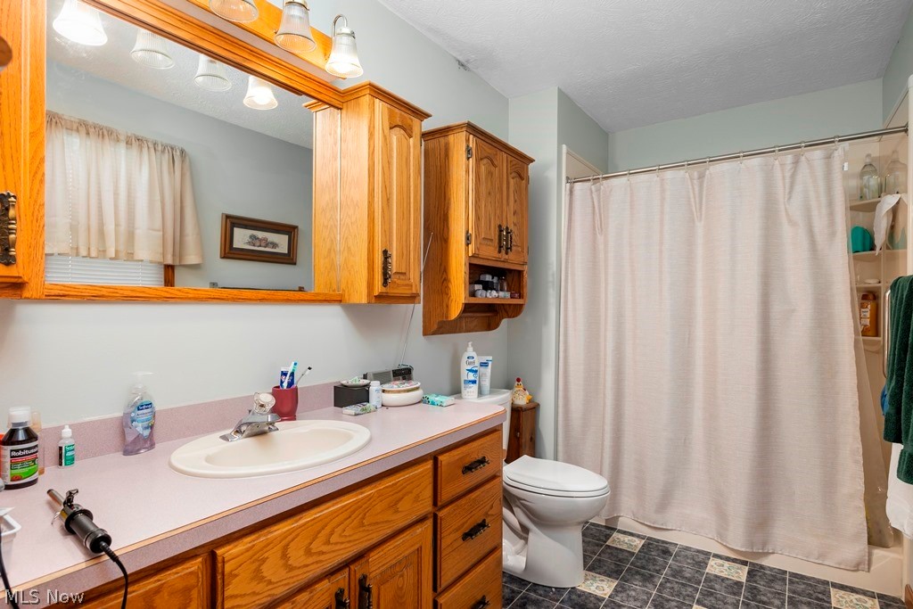 20290 Indian Hollow Road Wellington, OH 44090 - Photo 12 of 45
