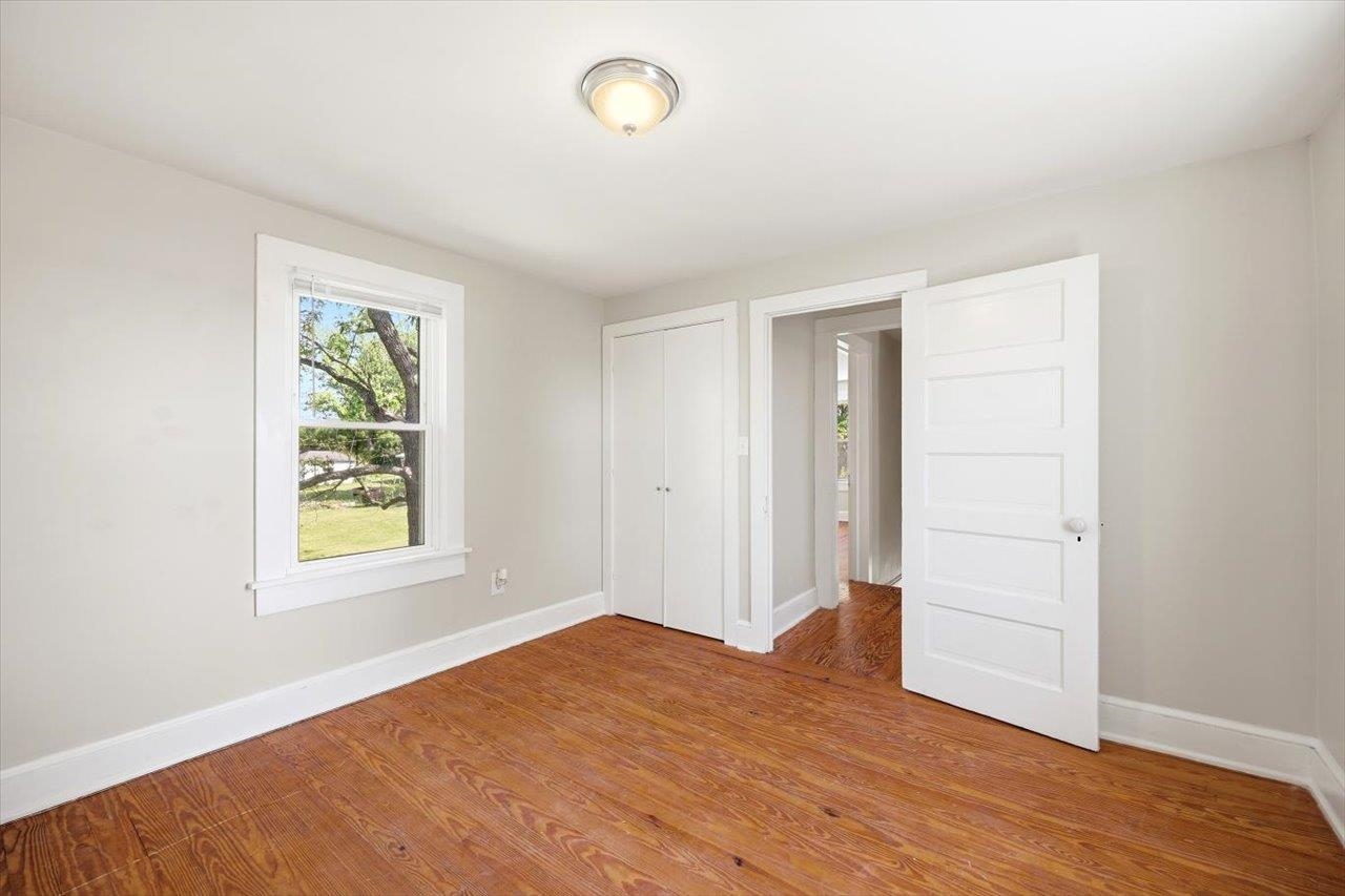 5096 Battlefield Road Harrisonburg, VA 22801 - Photo 25 of 38 an empty room with windows and closet