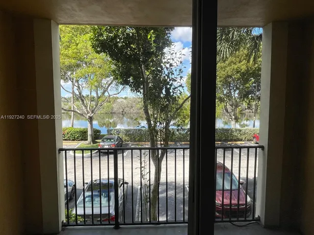 $2,300 | 2351 West Preserve Way, Unit 205, Miramar, FL 33025